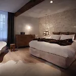Petit Confidentiel 5* Chambéry