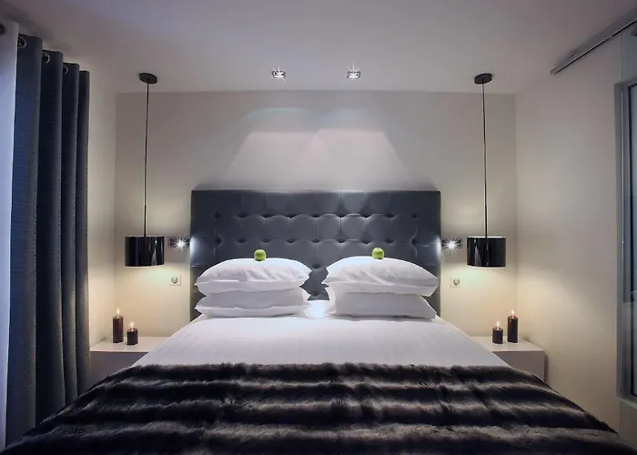 Petit Confidentiel Hotel 5*