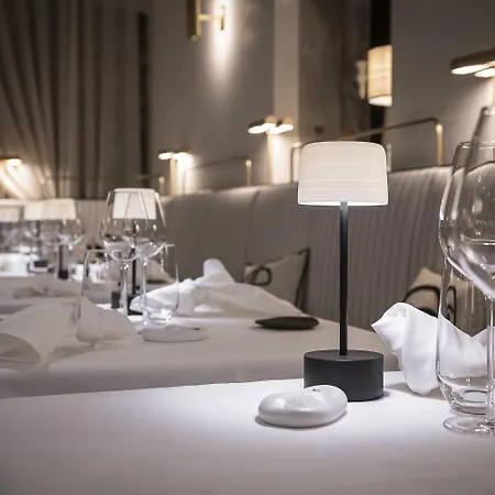 Petit Confidentiel Hotel 5*