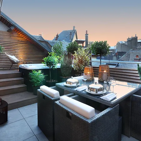 Petit Confidentiel Hotel