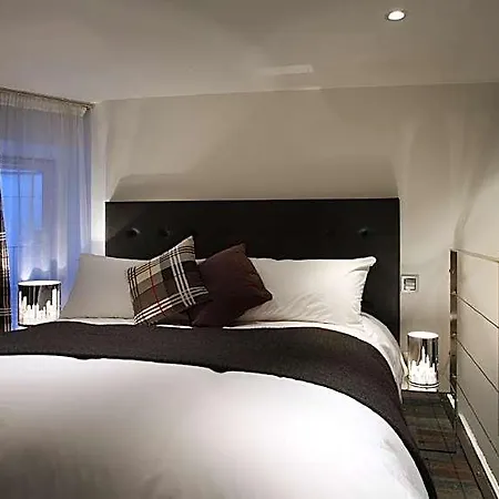 Szálloda Petit Confidentiel Chambéry