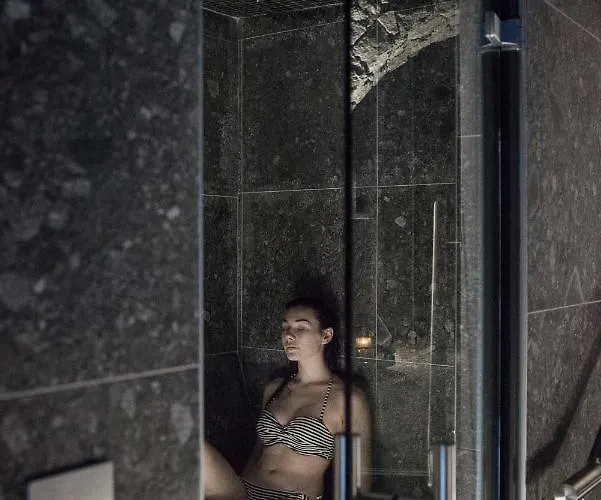 Hotel Petit Confidentiel 5*