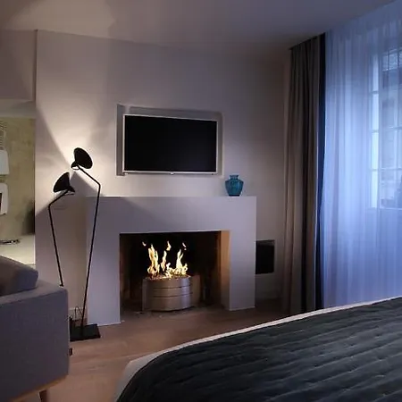Petit Confidentiel Hotel