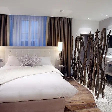 Hotel Petit Confidentiel 5*